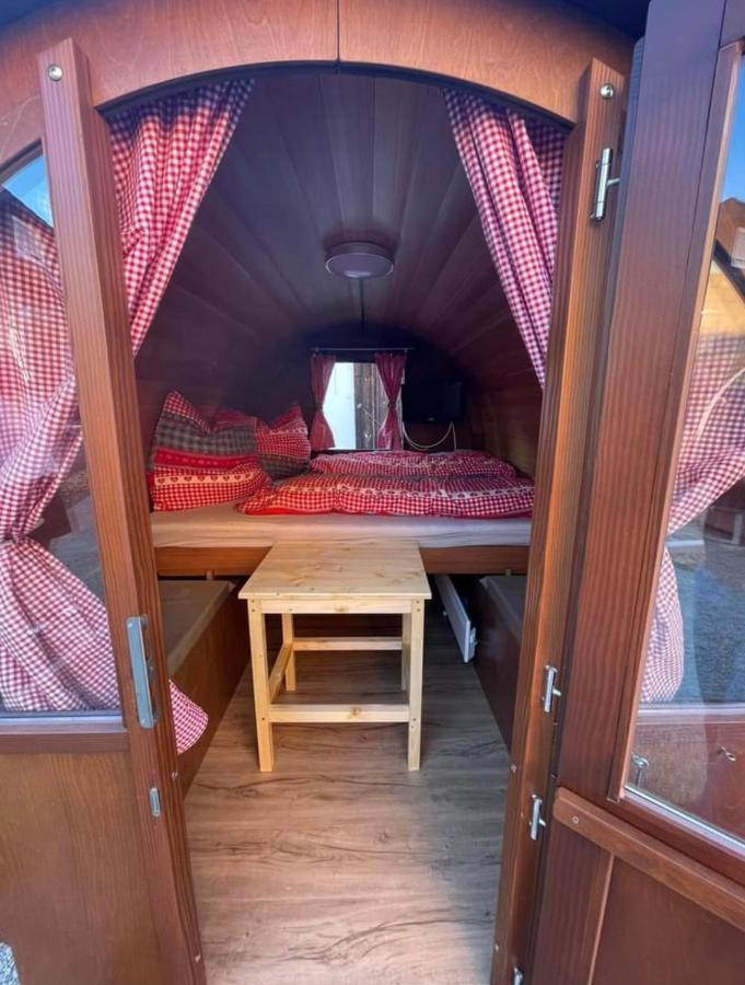 Apartamento Schlafen Im Weinfass Ipsheim Exterior foto