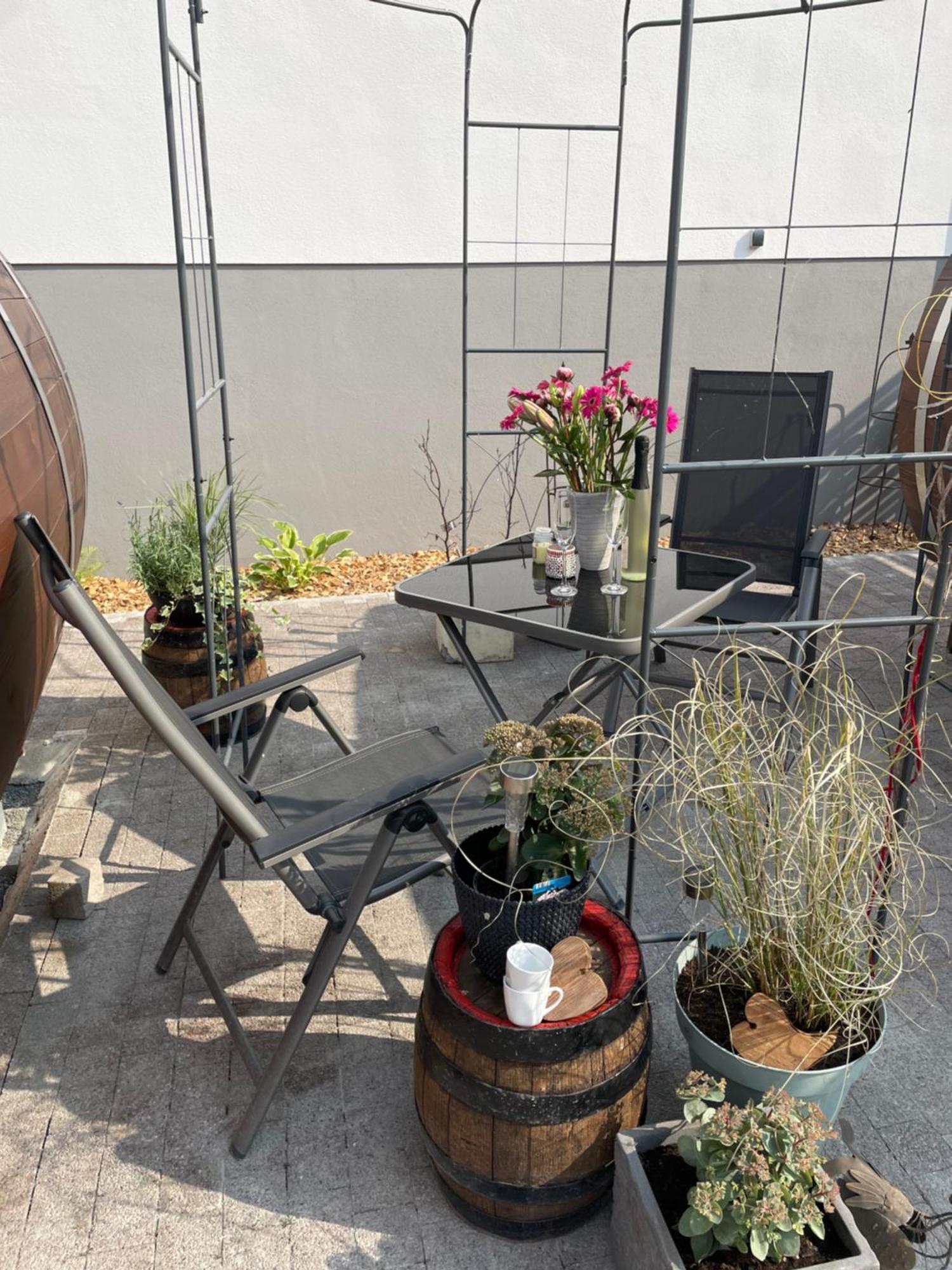 Apartamento Schlafen Im Weinfass Ipsheim Exterior foto