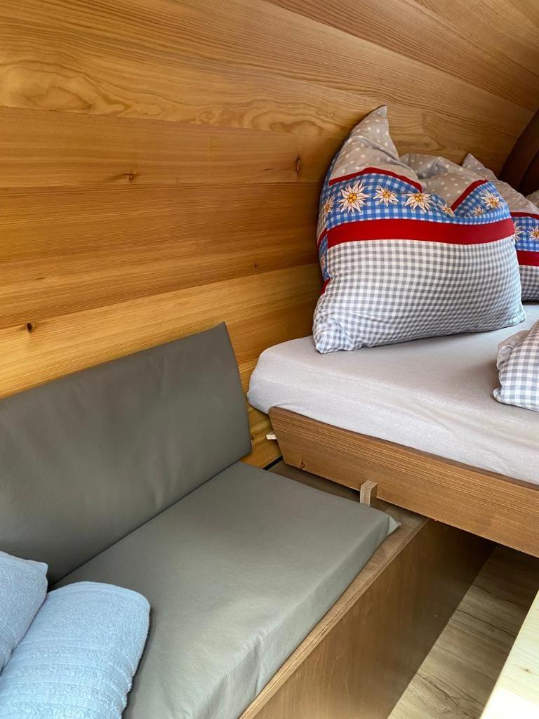 Apartamento Schlafen Im Weinfass Ipsheim Exterior foto